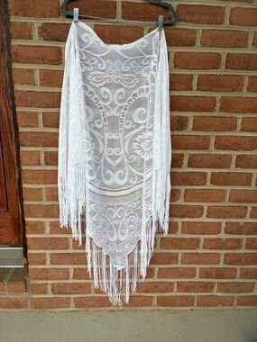 White Lace Fringe Shawl Scarf